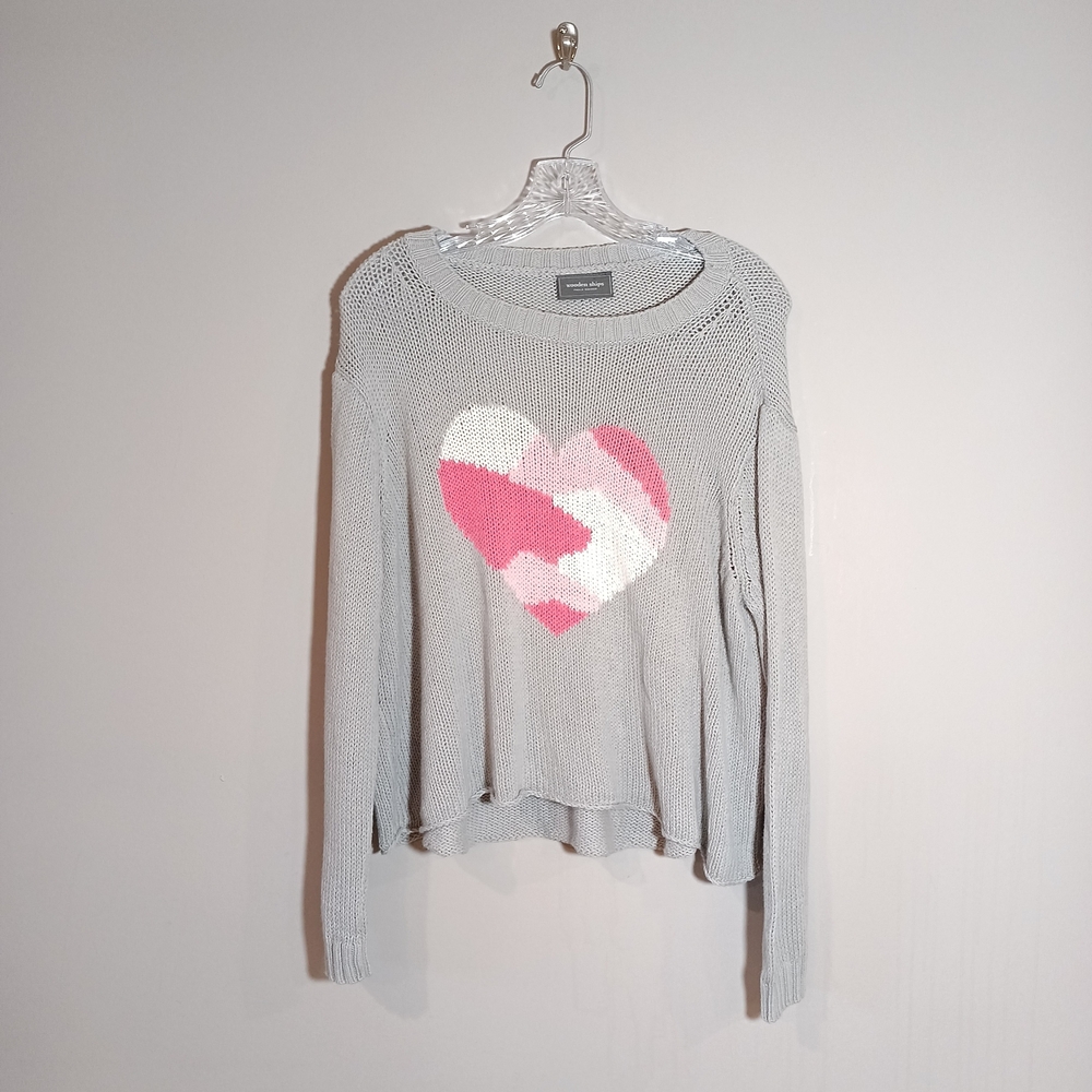 Wooden Ships Light Gray Sweater with Pink and White Heart M/L